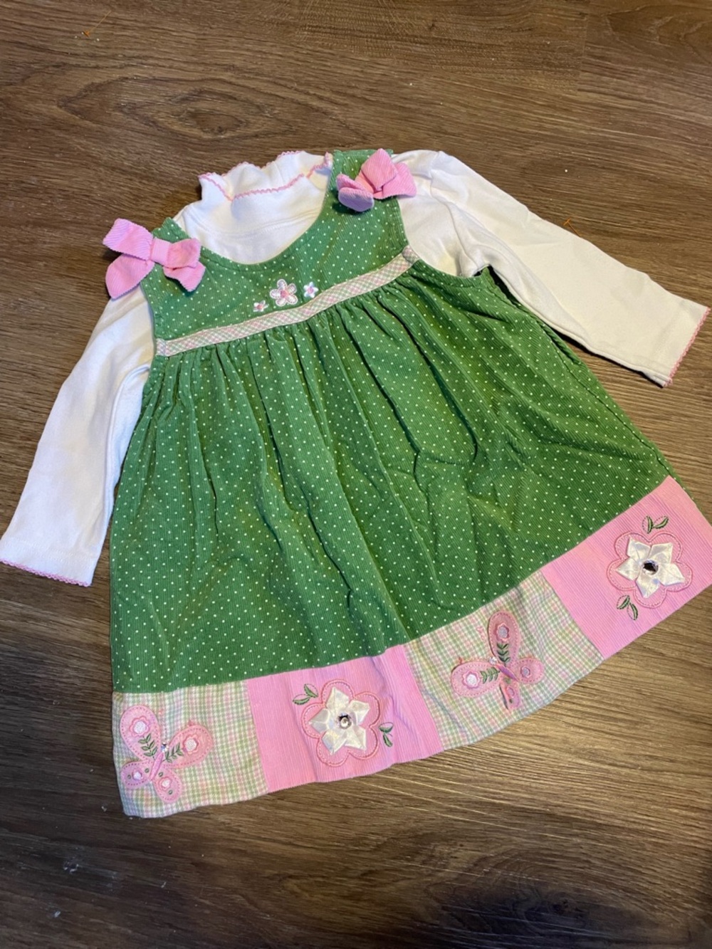 Corduroy Green and Pink Polka Dot Dress and ruffled shirt with appliqué 2T